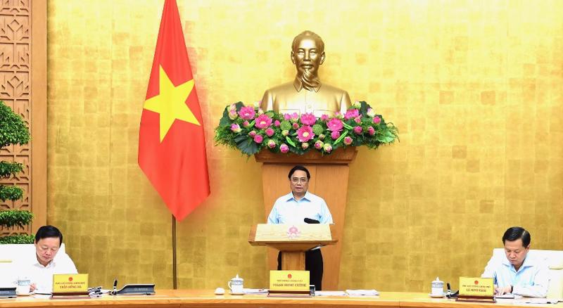 Thủ tướng: Chưa thay đổi mục tiêu tăng trưởng, lưu ý 6 nội dung trọng tâm trong chỉ đạo, điều hành
